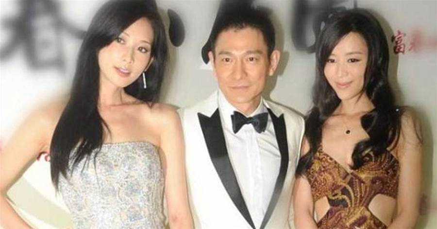 劉德華右手摟林志玲左手摟張靜初，有誰注意到林志玲的手？